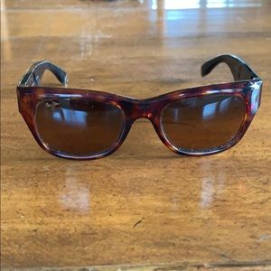 Maui Jim sunglasses with case